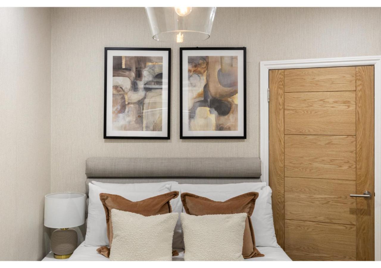 Conveniently Situated - Luxuriously Furnished! Apartamento Londres